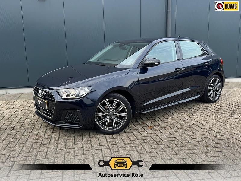 Blauw Gebruikt 2019 Audi A1 Sportback Basis Hatchback | € 18.235 - Afbeelding 1/4