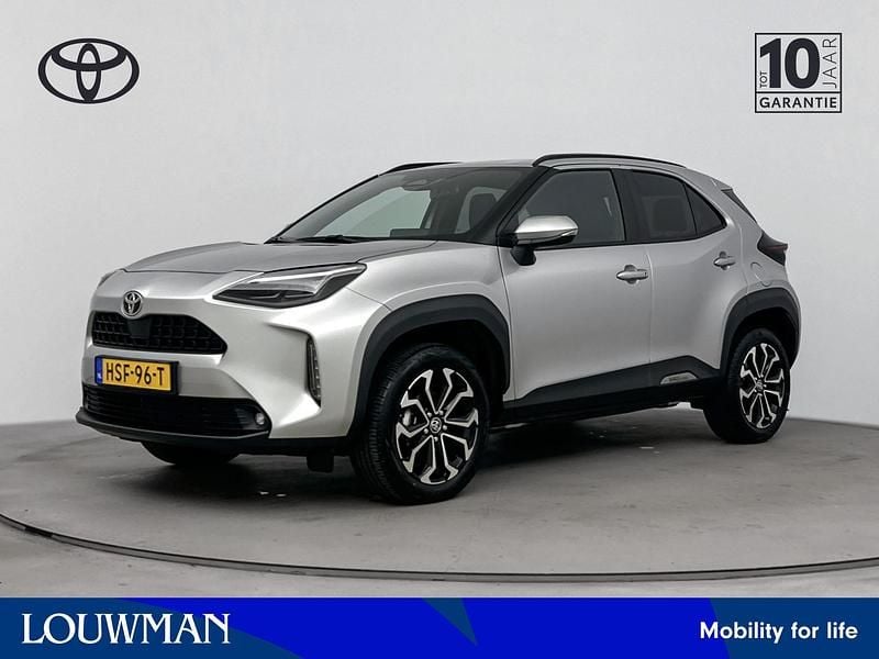 Zilver Gebruikt 2024 Toyota Yaris Cross Edition SUV | € 30.745 (Eerlijke prijs) - Afbeelding 1/3