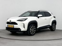 Wit Nieuw 2025 Toyota Yaris Cross Plus SUV | € 32.745 - Afbeelding 1/3