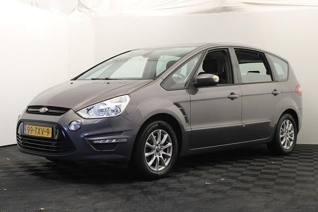 Bruin (metallic) Gebruikt 2012 Ford S-MAX Business Edition MPV | € 6.999 (Eerlijke prijs) - Afbeelding 1/4
