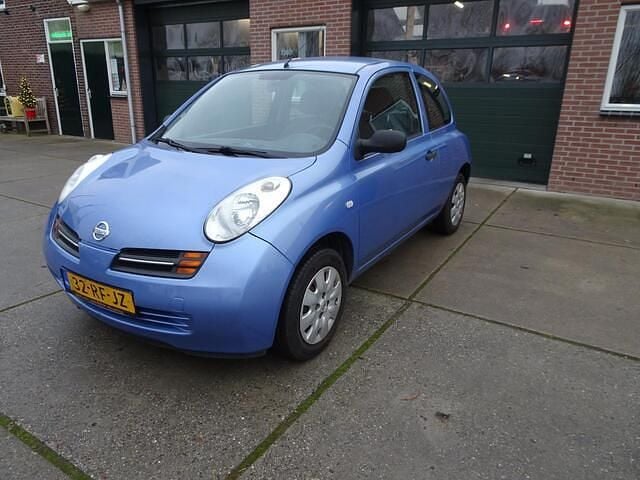 Blauw Gebruikt 2005 Nissan Micra Basis Hatchback | € 1.600 (Eerlijke prijs) - Afbeelding 1/4