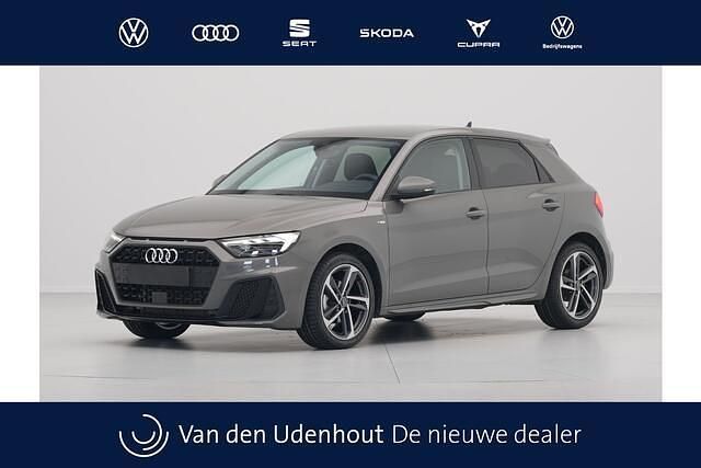 Grijs Gebruikt 2024 Audi A1 Sportback S-Line Hatchback | € 33.940 (Duur) - Afbeelding 1/4