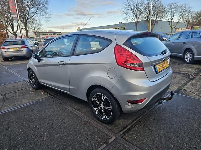 Occasion Ford Fiesta Limited 60 PK (44 kW) 2011 Grijs Hatchback