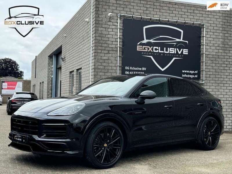Zwart, metallic lak Gebruikt 2023 Porsche Cayenne Platinum Edition SUV | € 99.950 (Duur) - Afbeelding 1/4