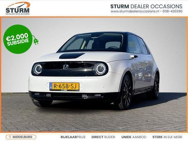 Witplatinum white Gebruikt 2021 Honda e Advance Hatchback | € 19.999 (Eerlijke prijs) - Afbeelding 1/4