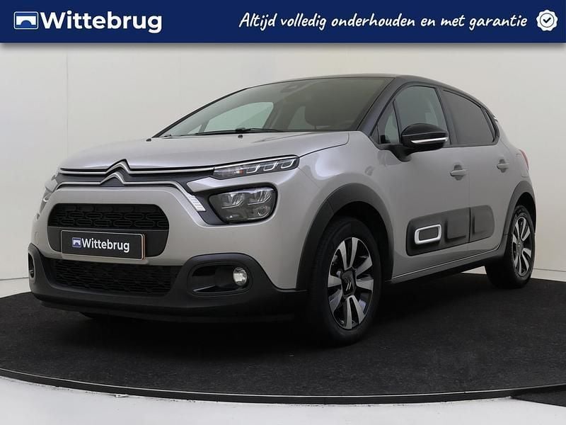 Grijs, metallic lak Gebruikt 2023 Citroën C3 Feel Hatchback | € 18.425 (Eerlijke prijs) - Afbeelding 1/3