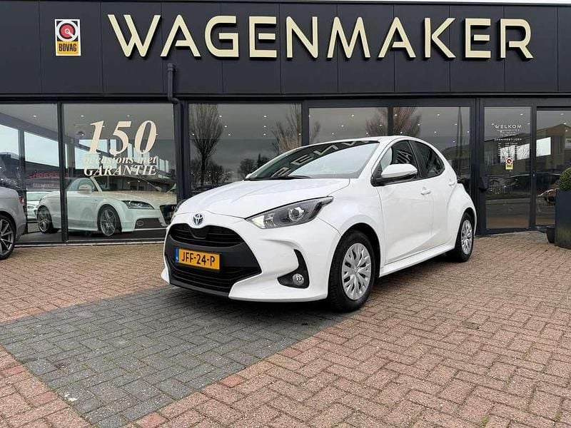 Occasion Toyota Yaris Hybrid 92 PK (67 kW) 2021 Wit (metallic) Hatchback