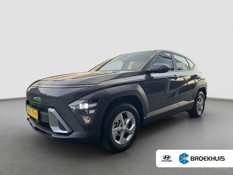 Grijs Occasion 2025 Hyundai Kona Comfort SUV | € 28.900 (Goede deal) - Afbeelding 1/4
