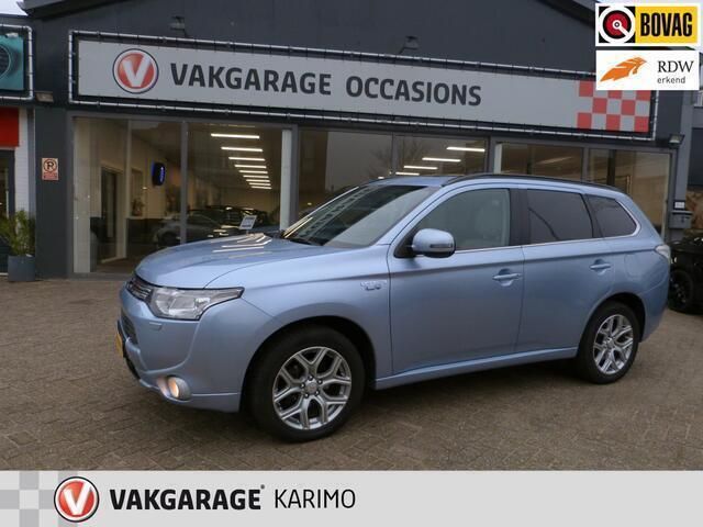 Blauw, metallic lak Gebruikt 2014 Mitsubishi Outlander Instyle SUV | € 10.950 (Eerlijke prijs) - Afbeelding 1/4