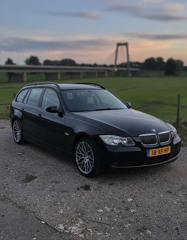 Gebruikt 2007 BMW 318 Stationwagen | € 4.350 (Iets duurder) - Afbeelding 1/4