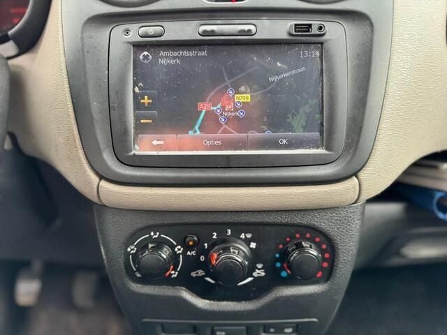 Occasion Dacia Dokker 75 PK (55 kW) 2016 Wit MPV