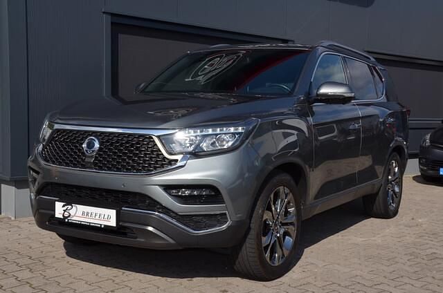 Grijs Gebruikt 2020 Ssangyong (KGM) Rexton Sapphire SUV | € 19.750 - Afbeelding 1/4