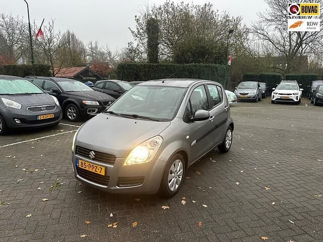 Grijs Gebruikt 2011 Suzuki Splash Comfort Hatchback | € 6.750 (Eerlijke prijs) - Afbeelding 1/4