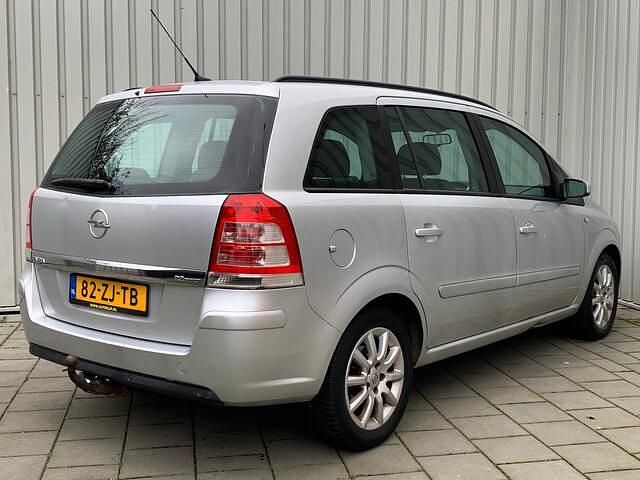 Occasion Opel Zafira 150 PK (110 kW) 2008 Grijs MPV