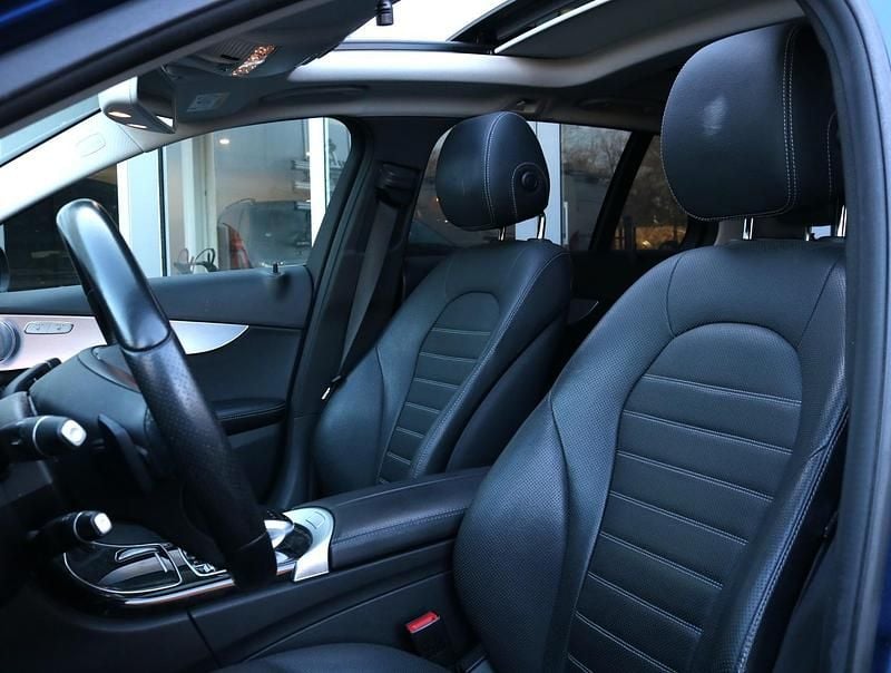 Occasion Mercedes C200 Premium Plus 2021 Blauw Stationwagen