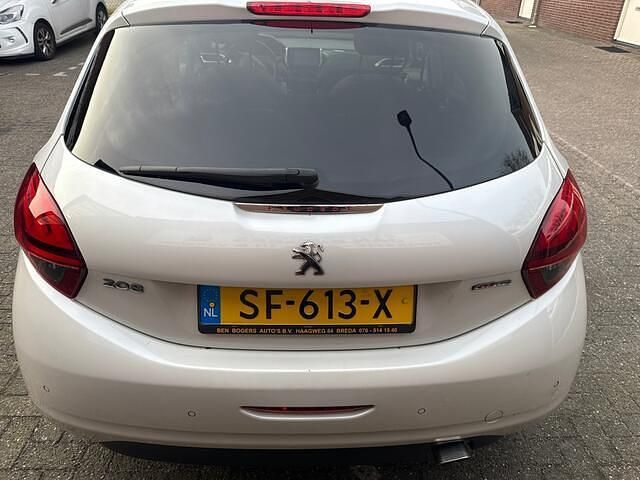 Occasion Peugeot 208 GT-line 110 PK (80 kW) 2018 Wit Hatchback