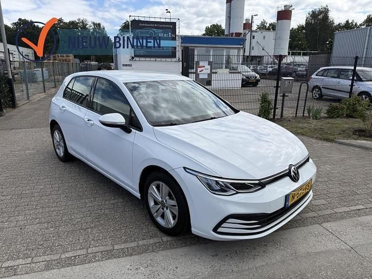 Gebruikt 2021 VW Golf VIII Life | € 12.999 (Super prijs) - Afbeelding 1/4
