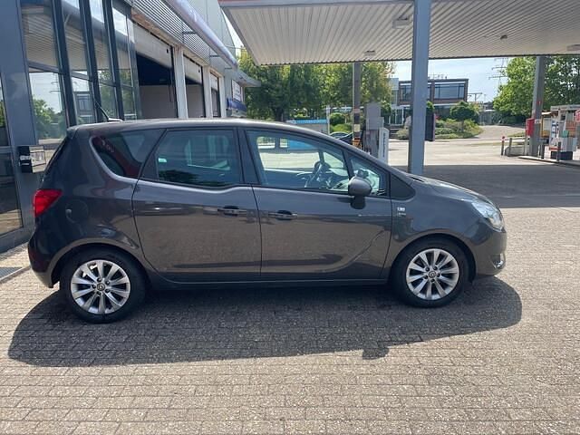 Occasion Opel Meriva 120 PK (88 kW) 2017 Grijs, metallic lak MPV