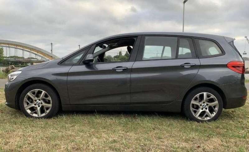 Grijs Gebruikt 2019 BMW 216 M Sport Stationwagen | € 12.950 (Super prijs) - Afbeelding 1/4