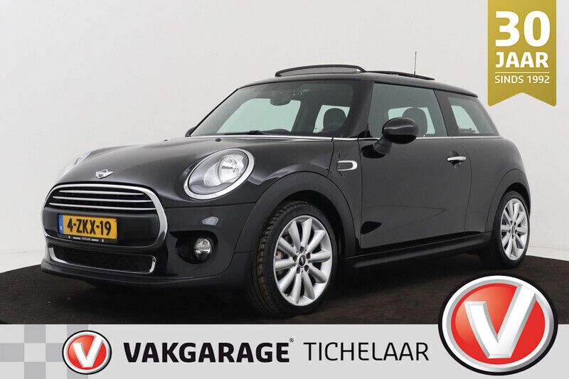 Zwart Gebruikt 2015 Mini Cooper Business Hatchback | € 11.699 - Afbeelding 1/3