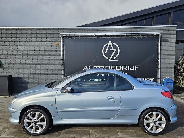 Occasion Peugeot 206 CC 109 PK (80 kW) 2006 Grijs Cabriolet