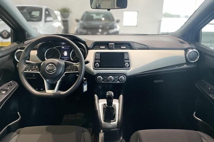 Occasion Nissan Micra Acenta 92 PK (67 kW) 2022 Zwart Hatchback