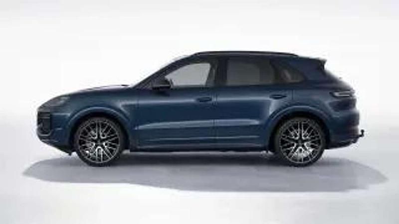 Nieuw Porsche Cayenne Black Edition 470 PK (345 kW) 2025 Blauw SUV