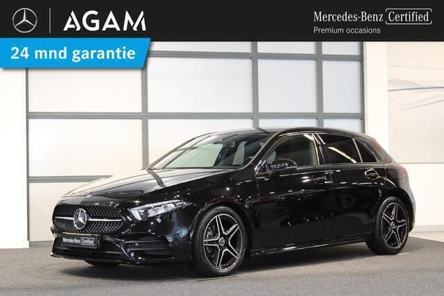 Zwart Gebruikt 2020 Mercedes A200 AMG line Hatchback | € 25.950 (Eerlijke prijs) - Afbeelding 1/4