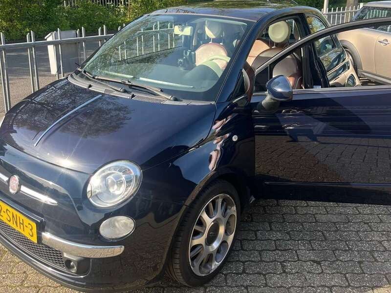 Blauw Gebruikt 2011 Fiat 500 Lounge Hatchback | € 4.450 (Eerlijke prijs) - Afbeelding 1/4