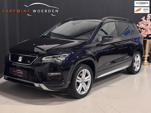 Zwart (metallic) Gebruikt 2020 Seat Ateca 4Drive SUV | € 29.990 (Eerlijke prijs) - Afbeelding 1/4