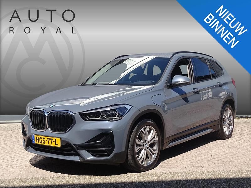 Grijs Gebruikt 2021 BMW X1 SUV | € 23.995 (Eerlijke prijs) - Afbeelding 1/4