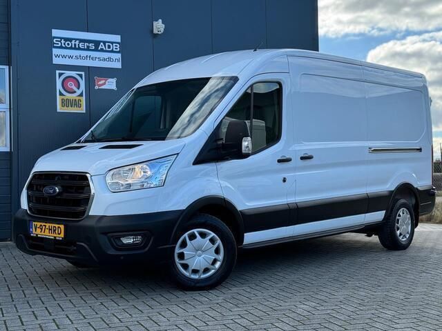 Occasion Ford Transit Trend 130 PK (95 kW) 2022 Wit Sedan