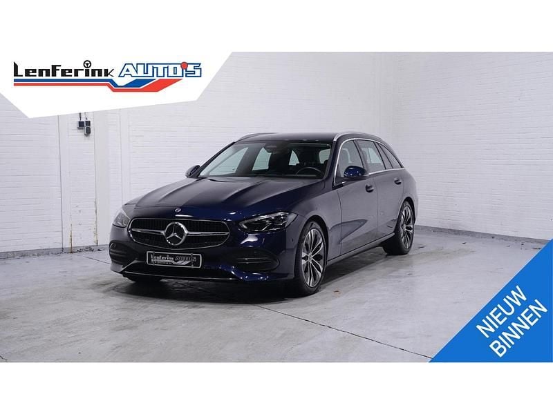 Blauw Occasion 2022 Mercedes C180 Luxury Stationwagen | € 33.850 (Goede deal) - Afbeelding 1/4
