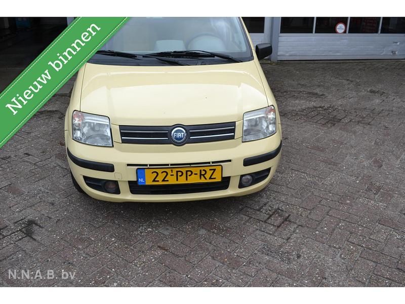 Occasion Fiat Panda 60 PK (44 kW) 2004 Geel Hatchback