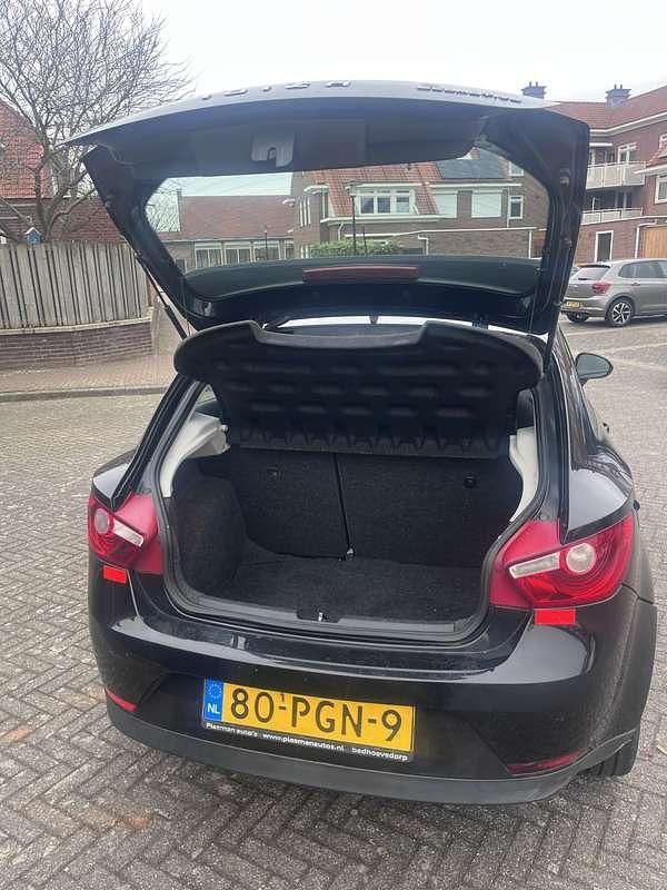 Occasion Seat Ibiza Style 75 PK (55 kW) 2011 Zwart MPV