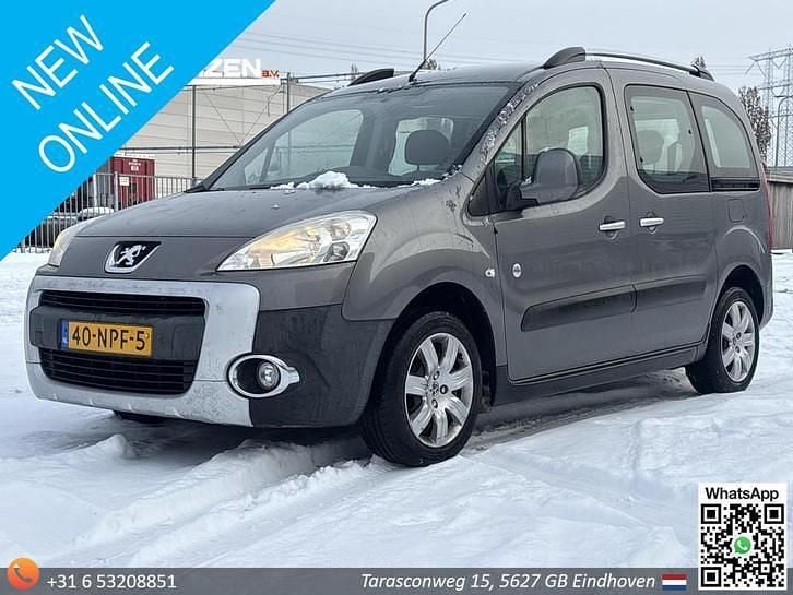 Grijs Occasion 2010 Peugeot Partner Tepee Outdoor MPV | € 3.950 (Eerlijke prijs) - Afbeelding 1/4