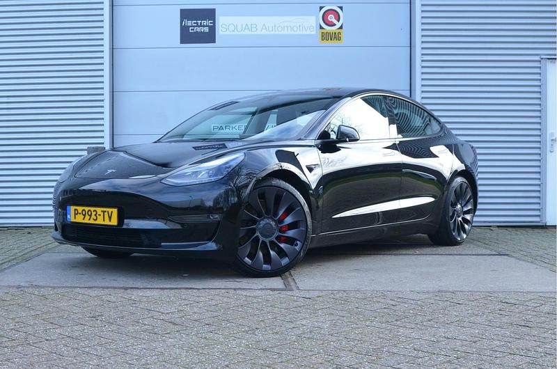 Zwart Gebruikt 2022 Tesla Model 3 Performance Sedan | € 36.999 (Iets duurder) - Afbeelding 1/4
