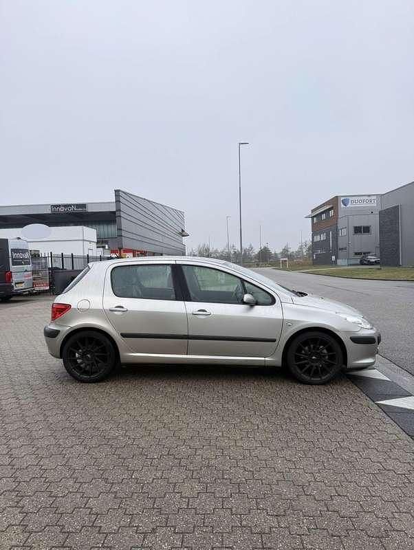 Occasion Peugeot 307 109 PK (80 kW) 2006 Grijs Hatchback