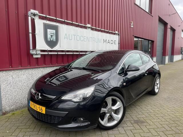 Zwart Gebruikt 2014 Opel Astra GTC Sport Hatchback | € 7.450 (Eerlijke prijs) - Afbeelding 1/4