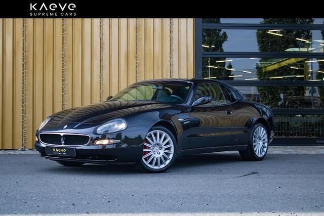 Zwart, metallic lak Gebruikt 2002 Maserati Coupé Coupé | € 25.950 - Afbeelding 1/4