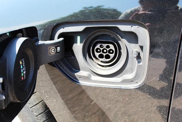 Occasion BMW 330 Executive 184 PK (135 kW) 2020 Zwart Stationwagen