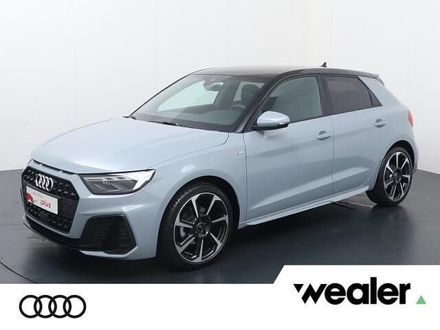 Grijs Gebruikt 2024 Audi A1 Sportback Comfort Hatchback | € 36.840 (Duur) - Afbeelding 1/4