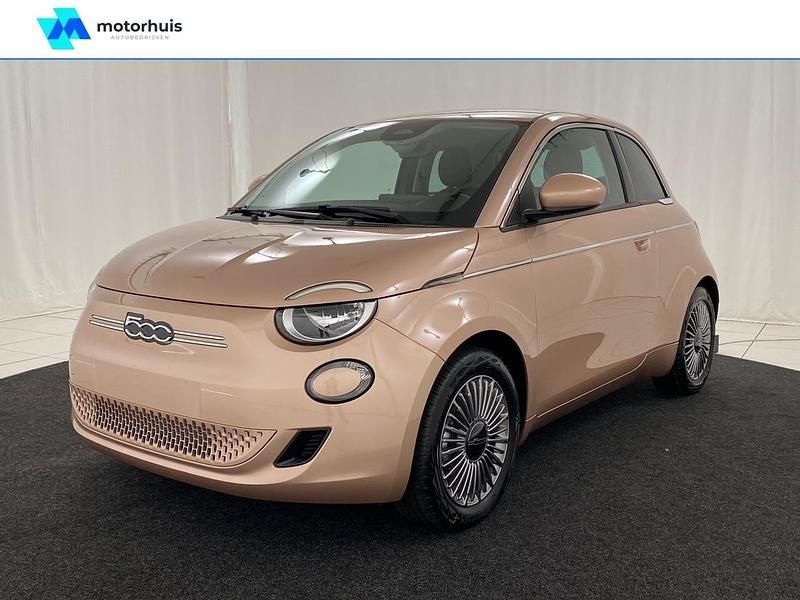 Occasion Fiat 500e 42 kW (58 PK) 2025 , metallic lak Hatchback