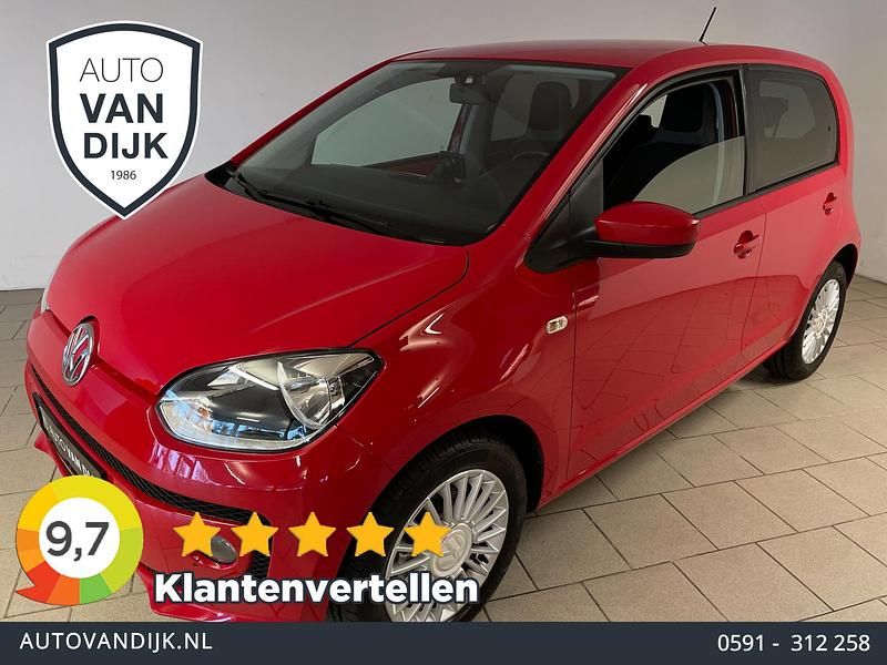 Rood Occasion 2013 VW up! high up! Hatchback | € 6.885 (Goede deal) - Afbeelding 1/4