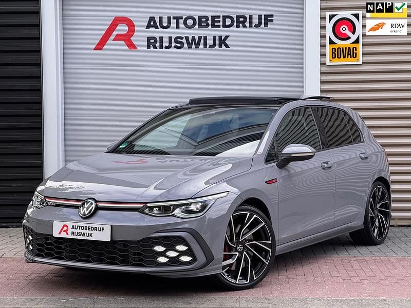 Grijs Gebruikt 2022 VW Golf VIII GTI Hatchback | € 35.950 (Eerlijke prijs) - Afbeelding 1/4