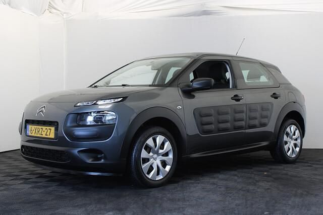 Grijs, metallic lak Gebruikt 2014 Citroën C4 Cactus Live Hatchback | € 6.999 (Eerlijke prijs) - Afbeelding 1/4