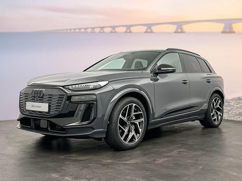 Grijs Nieuw 2025 Audi SQ6 e-tron SUV | € 77.695 - Afbeelding 1/4