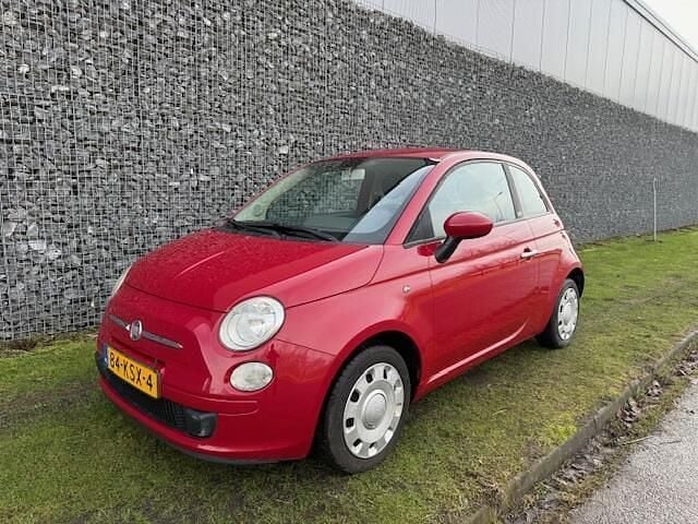 Rood Occasion 2010 Fiat 500 Pop Hatchback | € 2.995 (Goede deal) - Afbeelding 1/4