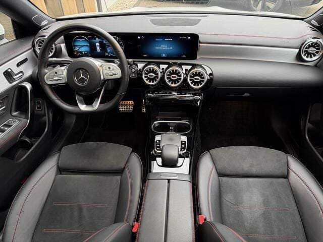 Occasion Mercedes CLA220 Premium Plus 191 PK (140 kW) 2019 Wit Sedan