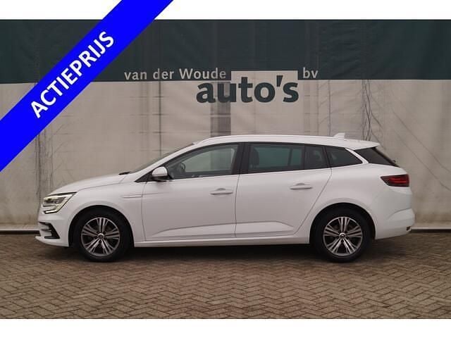 Wit Occasion 2021 Renault Mégane GrandTour Intens Stationwagen | € 13.900 (Goede deal) - Afbeelding 1/4